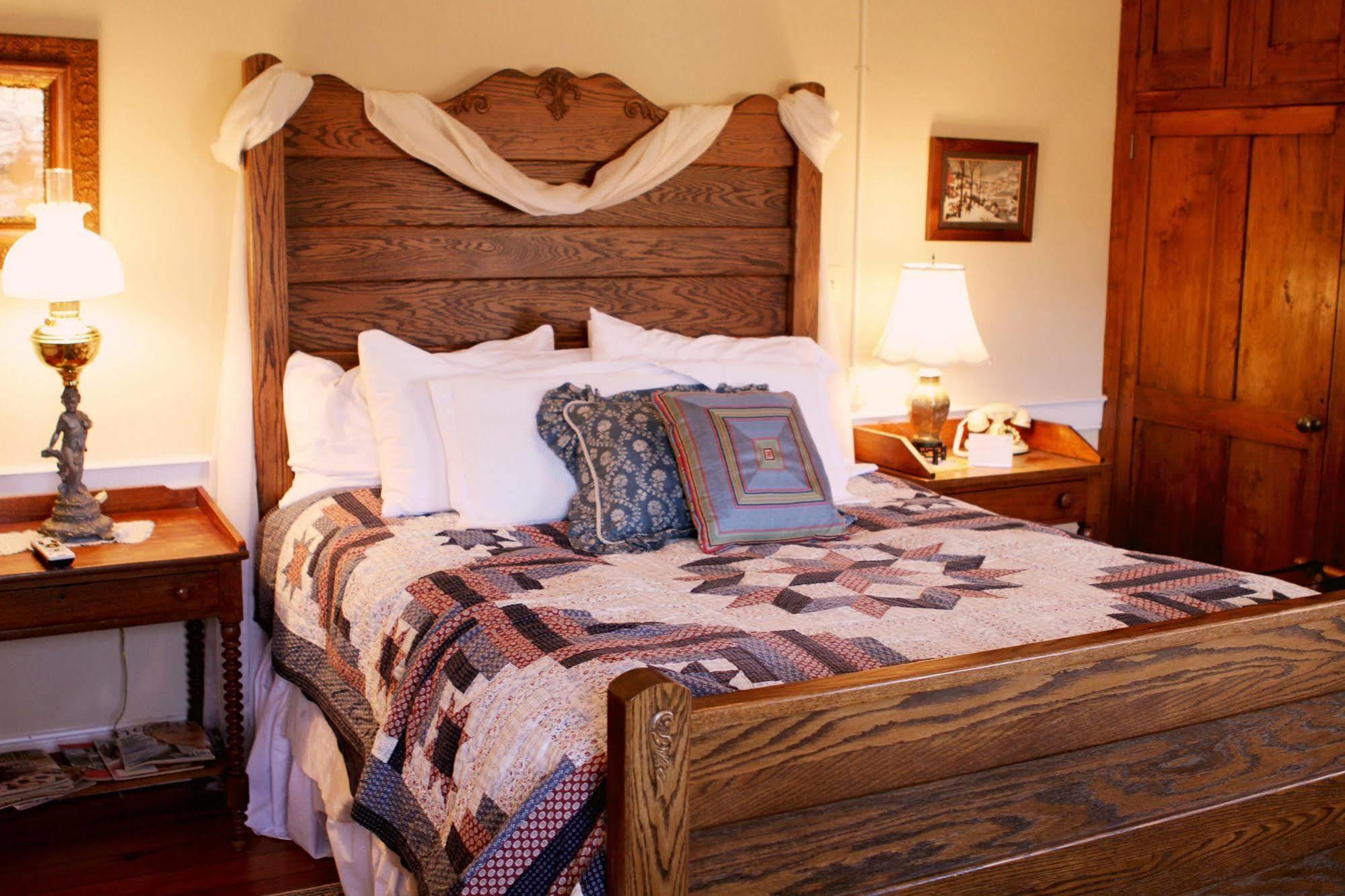 Cave Hill Farm Bed & Breakfast McGaheysville Exterior photo